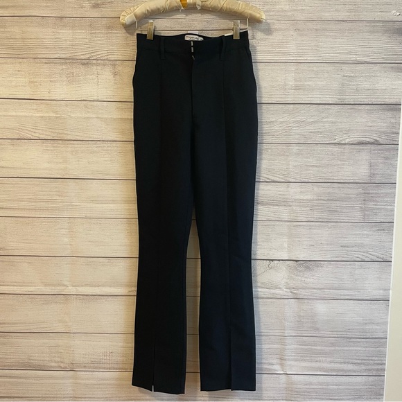 NWT Abercrombie Ultra High Rise Split Hem Black Pants - Picture 3 of 8